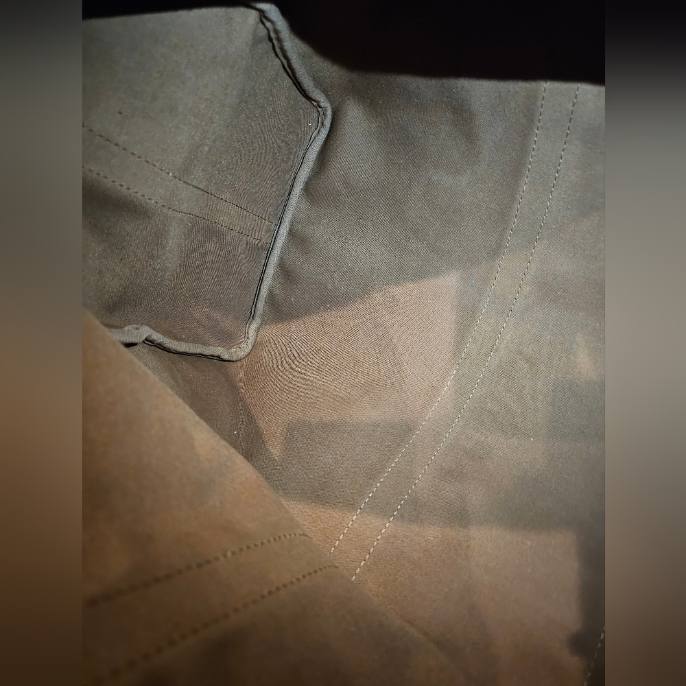 Authentic LV Keepall Bandoulière 50 in Good Condition in Classic Monogram - Picture 13 of 15
